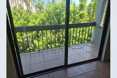 2050 N Congress Avenue #407, West Palm Beach, FL 33401 - Photo 10