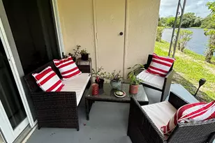 8833 Bella Vista Dr, Boca Raton, FL 33433 - Photo 16