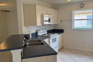 1364 Climbing Rose Ln, West Palm Beach, FL 33415 - Photo 6