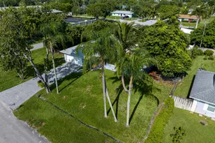106 NW Broadview St, Port Saint Lucie, FL 34983 - Photo 38
