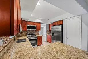 106 NW Broadview St, Port Saint Lucie, FL 34983 - Photo 18