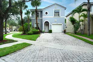 4043 Lake Tahoe Cir, West Palm Beach, FL 33409 - Photo 1