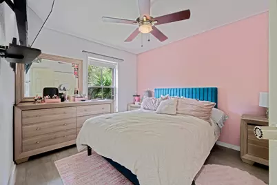 4043 Lake Tahoe Circle, West Palm Beach, FL 33409 - Photo 16