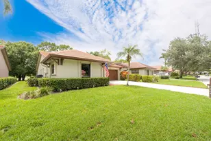 2784 SW Willowood Cir, Palm City, FL 34990 - Photo 6