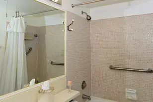 90 Hastings F, West Palm Beach, FL 33417 - Photo 6