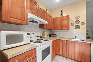 476 Lynbrook Ct, Royal Palm Beach, FL 33411 - Photo 8