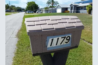 1179 SE Proctor Lane, Port Saint Lucie, FL 34953 - Photo 2