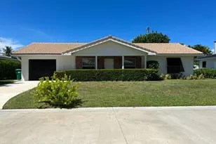 1260 Manor Dr, Riviera Beach, FL 33404 - Photo 2