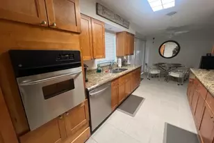 1260 Manor Dr, Riviera Beach, FL 33404 - Photo 24