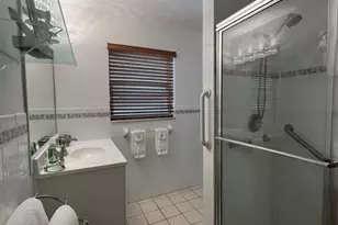 1260 Manor Dr, Riviera Beach, FL 33404 - Photo 20