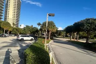 1260 Manor Dr, Riviera Beach, FL 33404 - Photo 32