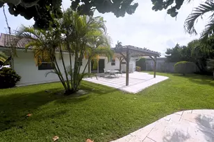 1260 Manor Dr, Riviera Beach, FL 33404 - Photo 38
