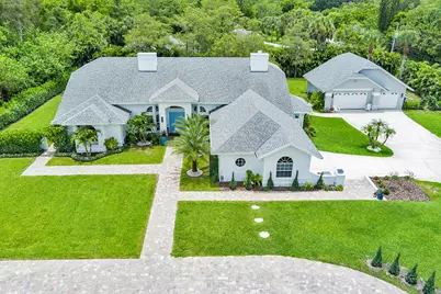 8852 154 Court N, Palm Beach Gardens, FL 33418 - Photo 2