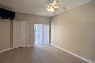 8924 Sandshot Ct, Port Saint Lucie, FL 34986 - Photo 4