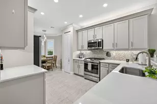 10679 SW Sunray St, Port Saint Lucie, FL 34987 - Photo 12