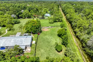 13395 Running Water Rd, Palm Beach Gardens, FL 33418 - Photo 96