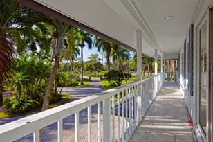 13395 Running Water Rd, Palm Beach Gardens, FL 33418 - Photo 6