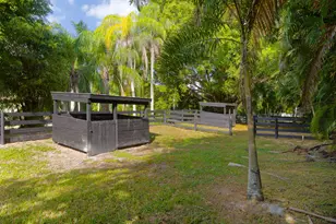 13395 Running Water Rd, Palm Beach Gardens, FL 33418 - Photo 88