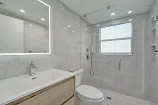 8 Richmond B, Deerfield Beach, FL 33442 - Photo 26