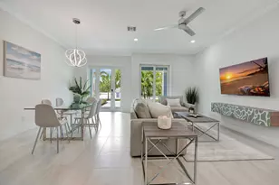 4662 SE Manatee Way, Stuart, FL 34997 - Photo 4