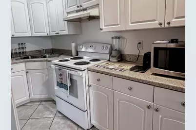 2007 Oleander Boulevard #C, Fort Pierce, FL 34950 - Photo 8