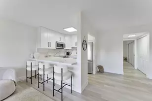 275 Mansfield G, Boca Raton, FL 33434 - Photo 6