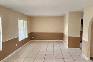 342 NE Surrey St, Port Saint Lucie, FL 34983 - Photo 4