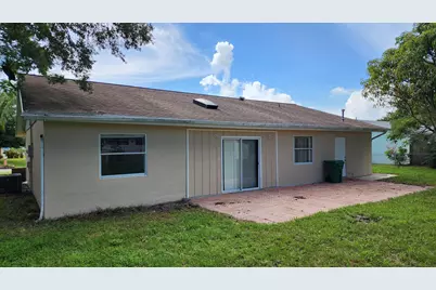 342 NE Surrey Street, Port Saint Lucie, FL 34983 - Photo 2