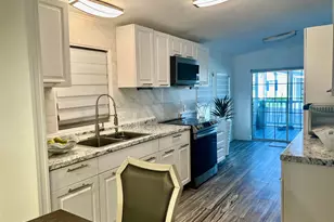 6940 NW 44th Ave, Coconut Creek, FL 33073 - Photo 8