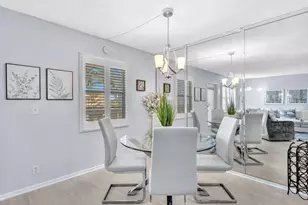 2083 Guildford E, Boca Raton, FL 33434 - Photo 20