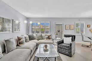 2083 Guildford E, Boca Raton, FL 33434 - Photo 18