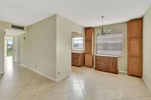187 Normandy D, Delray Beach, FL 33484 - Photo 8