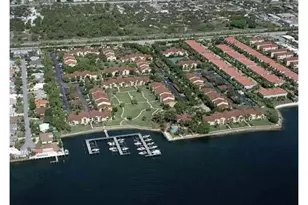127 Yacht Club Way, Hypoluxo, FL 33462 - Photo 22