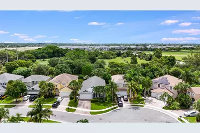 212 Kensington Way, Royal Palm Beach, FL 33414 - Photo 52