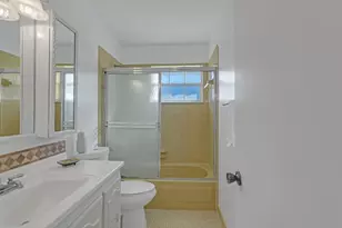 857 Worcester B Ln, Lake Worth, FL 33467 - Photo 26