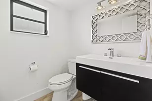 10718 Boca Woods Ln, Boca Raton, FL 33428 - Photo 16