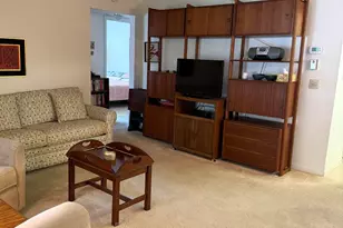 422 Pine Glen Ln, Greenacres, FL 33463 - Photo 2