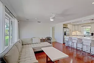 7115 Venetian Way, West Palm Beach, FL 33406 - Photo 4