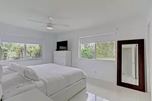 7115 Venetian Way, West Palm Beach, FL 33406 - Photo 12