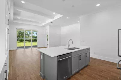 2144 Falls Manor, Vero Beach, FL 32967 - Photo 4