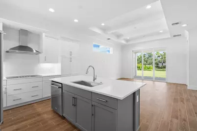 2144 Falls Manor, Vero Beach, FL 32967 - Photo 2