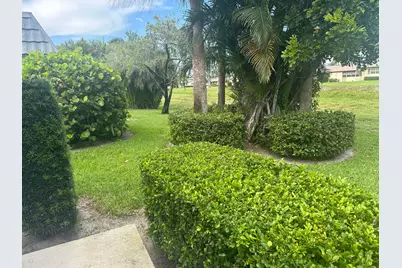 2886 Fernley Drive E #85, West Palm Beach, FL 33415 - Photo 10