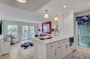 296 Cypress Point Dr, Palm Beach Gardens, FL 33418 - Photo 4