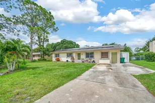5107 Palm Dr, Fort Pierce, FL 34982 - Photo 2