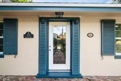 322 Valencia Road, West Palm Beach, FL 33401 - Photo 2
