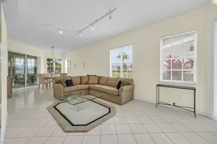 10172 Andover Coach Cir, Lake Worth, FL 33449 - Photo 8