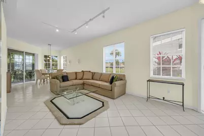 10172 Andover Coach Circle #G2, Lake Worth, FL 33449 - Photo 8