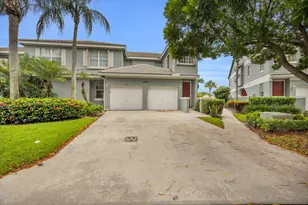 10172 Andover Coach Cir, Lake Worth, FL 33449 - Photo 2