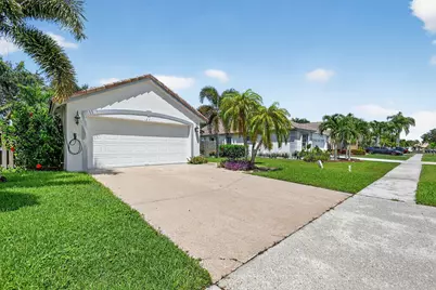 1891 Oak Berry Circle, Wellington, FL 33414 - Photo 2