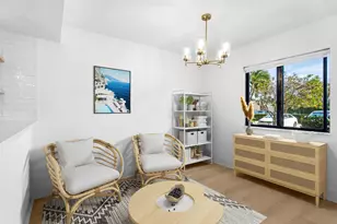 601 Seafarer Cir, Jupiter, FL 33477 - Photo 2